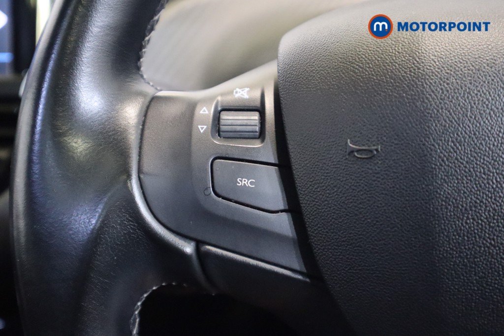 Peugeot 2008 Allure Premium Manual Petrol SUV - Stock Number (1566490) - 8th supplementary image