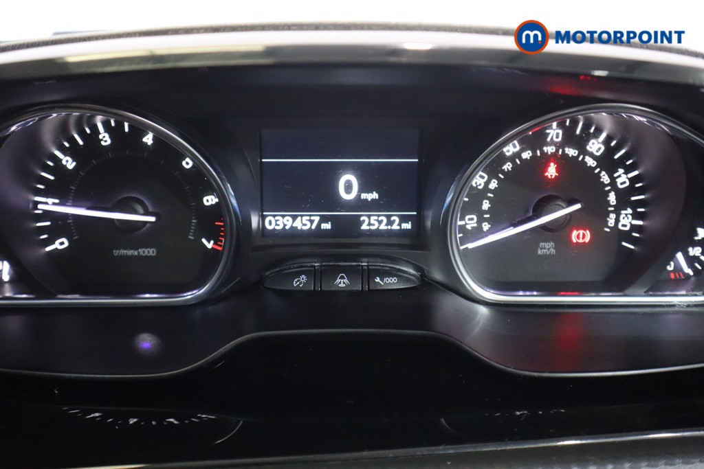 Peugeot 2008 Allure Premium Manual Petrol SUV - Stock Number (1566490) - 10th supplementary image