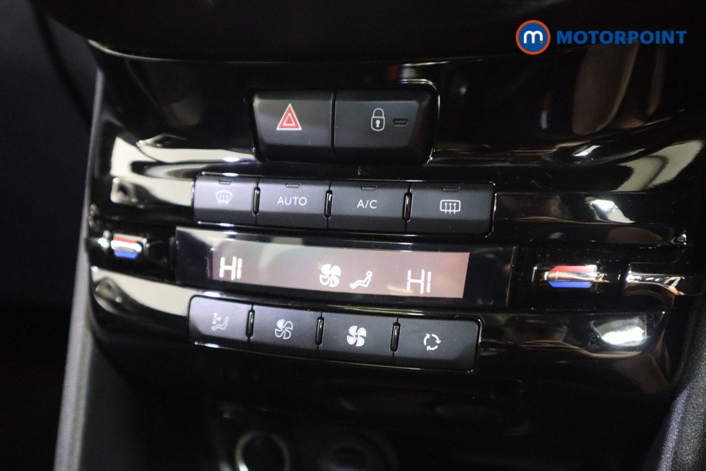 Peugeot 2008 Allure Premium Manual Petrol SUV - Stock Number (1566490) - 13th supplementary image