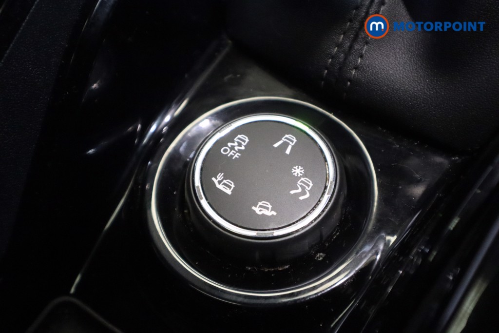 Peugeot 2008 Allure Premium Manual Petrol SUV - Stock Number (1566490) - 15th supplementary image