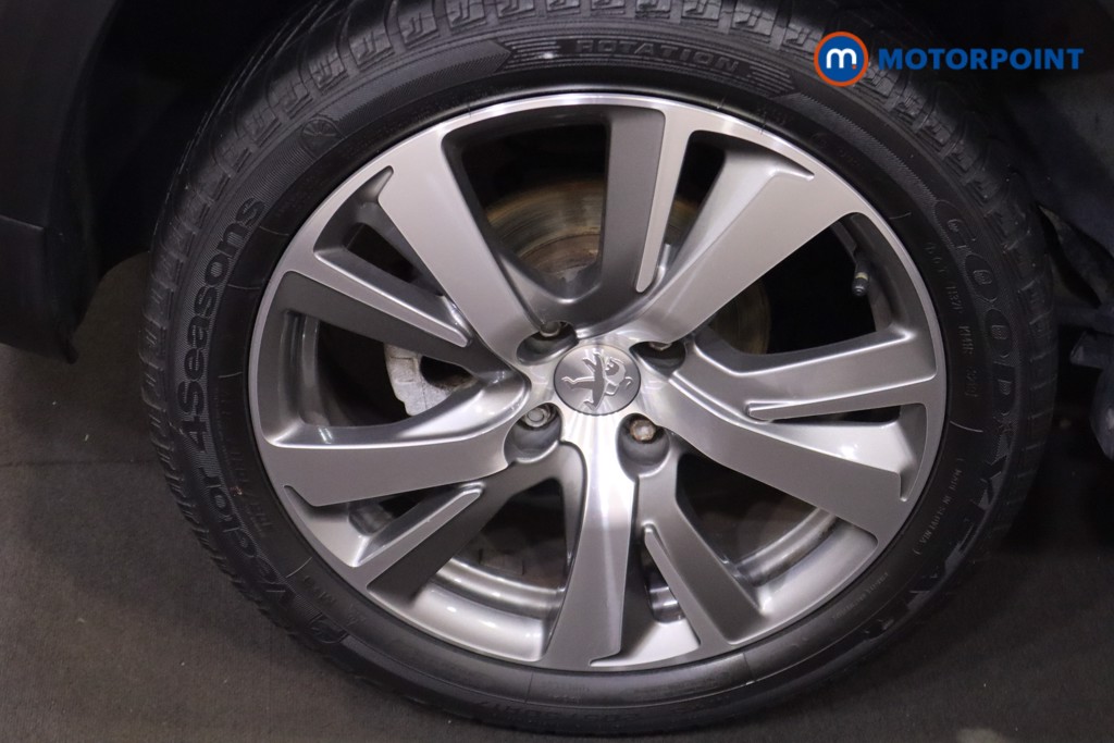 Peugeot 2008 Allure Premium Manual Petrol SUV - Stock Number (1566490) - 22nd supplementary image