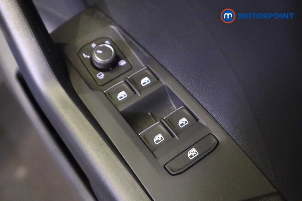 Volkswagen T-Cross SEL Automatic Petrol SUV - Stock Number (1568885) - 4th supplementary image