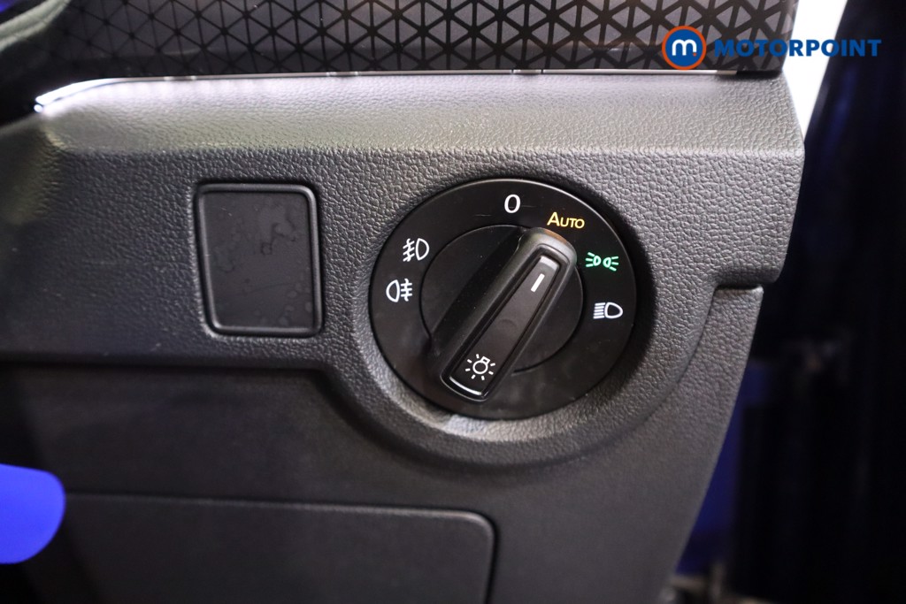 Volkswagen T-Cross SEL Automatic Petrol SUV - Stock Number (1568885) - 5th supplementary image