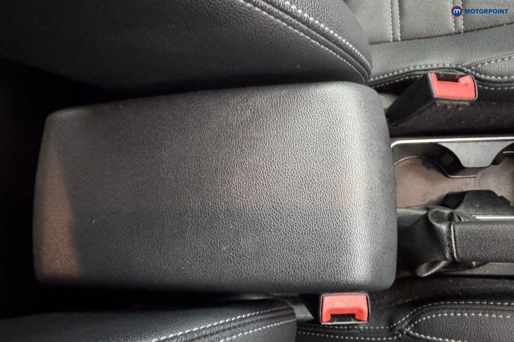 Ford Ecosport Active Manual Petrol SUV - Stock Number (1559983) - 13th supplementary image
