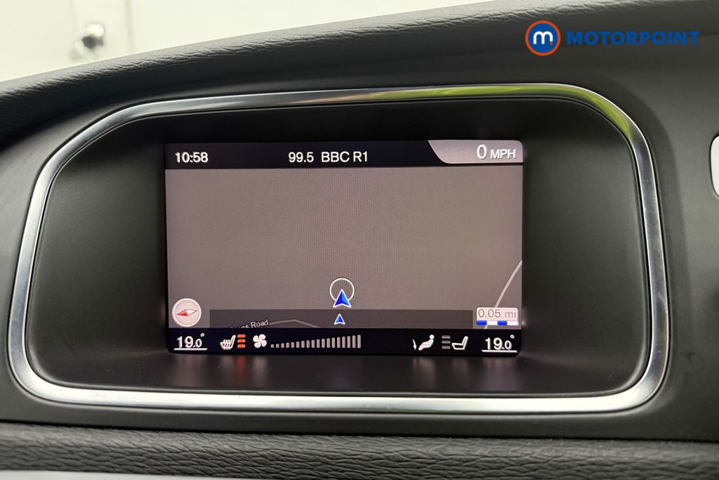 Volvo V40 R Design Pro Automatic Petrol Hatchback - Stock Number (1560187) - 2nd supplementary image