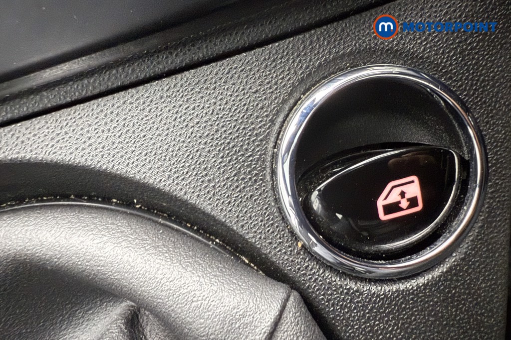Fiat 500 1.0 Mild Hybrid 3Dr Manual Petrol-Electric Hybrid Hatchback - Stock Number (1562262) - 9th supplementary image