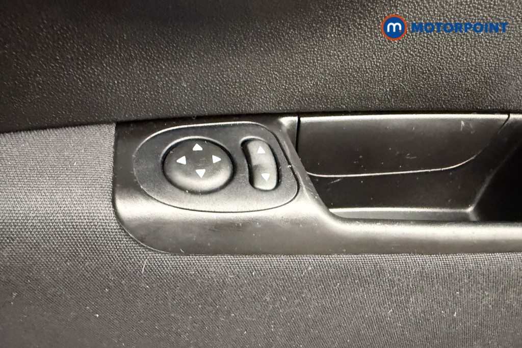 Fiat 500 1.0 Mild Hybrid 3Dr Manual Petrol-Electric Hybrid Hatchback - Stock Number (1562262) - 14th supplementary image