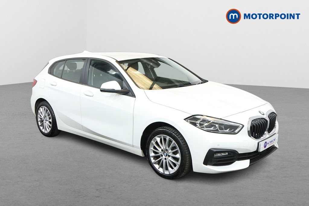 BMW 1 Series SE Automatic Petrol Hatchback - Stock Number (1563444) - Drivers side front corner