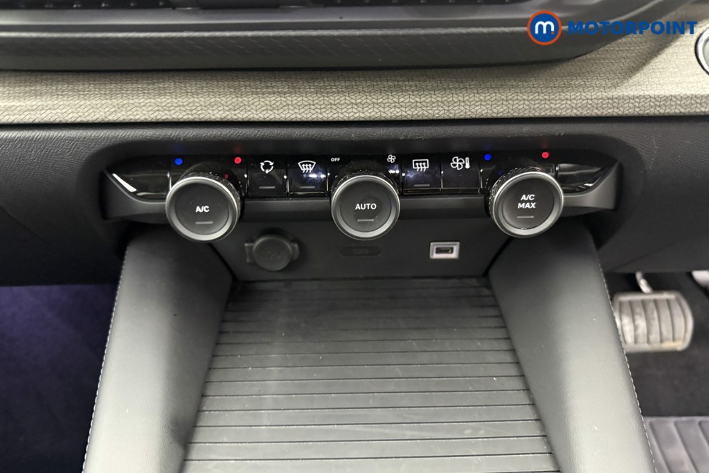 Citroen C5 X Shine Automatic Petrol Hatchback - Stock Number (1564849) - 12th supplementary image