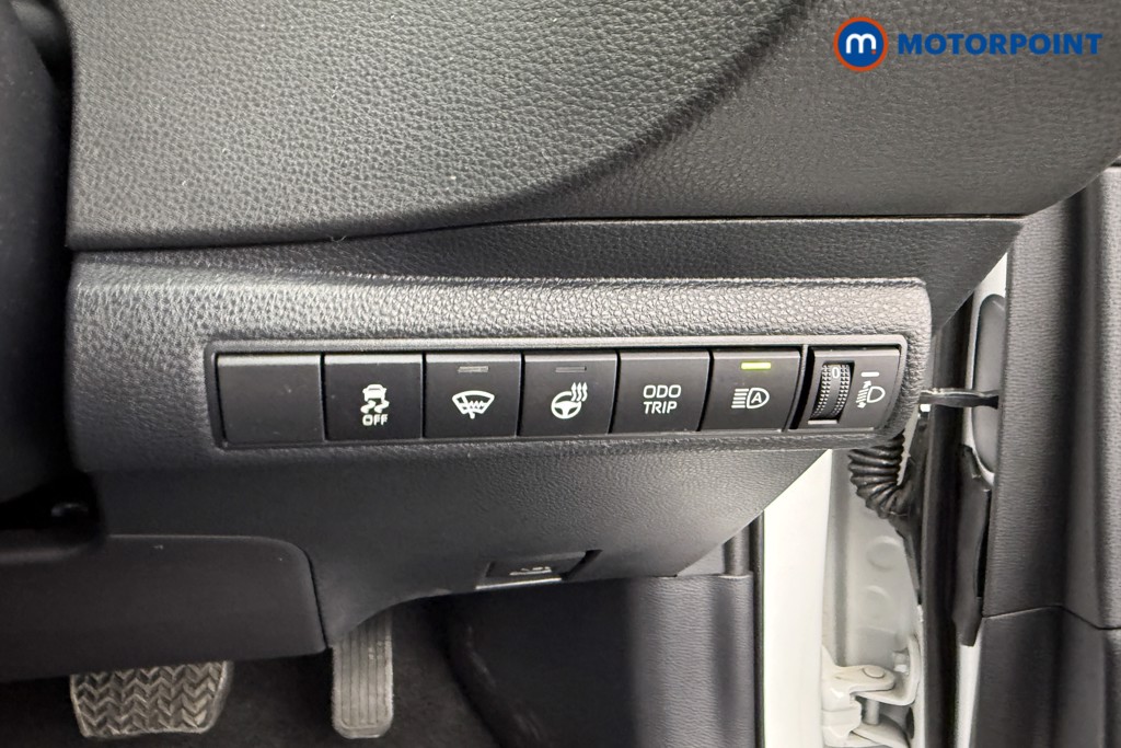 Toyota Corolla Icon Automatic Petrol-Electric Hybrid Estate - Stock Number (1564942) - 14th supplementary image