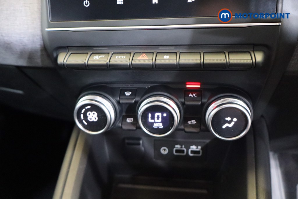 Renault Clio Evolution Manual Petrol Hatchback - Stock Number (1564970) - 10th supplementary image