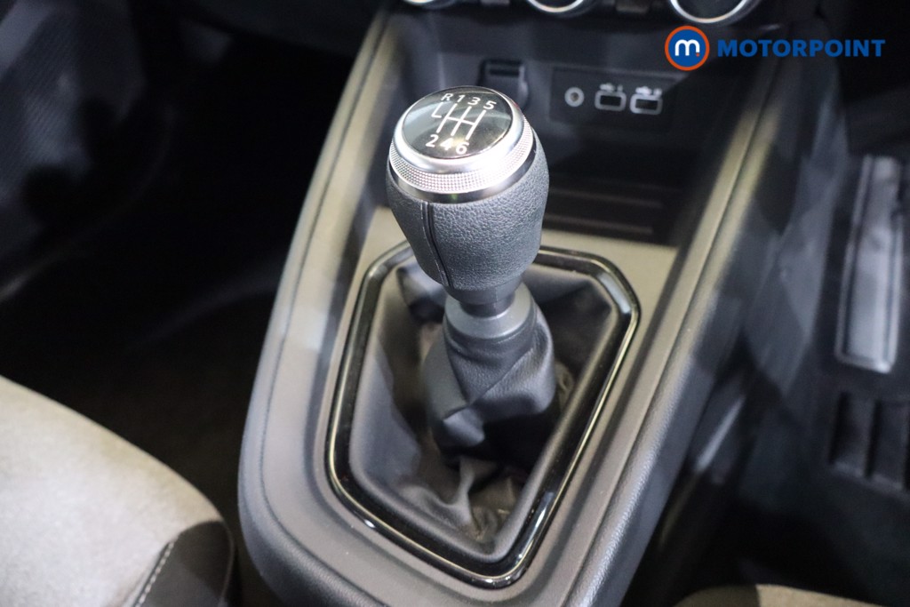 Renault Clio Evolution Manual Petrol Hatchback - Stock Number (1564970) - 11th supplementary image