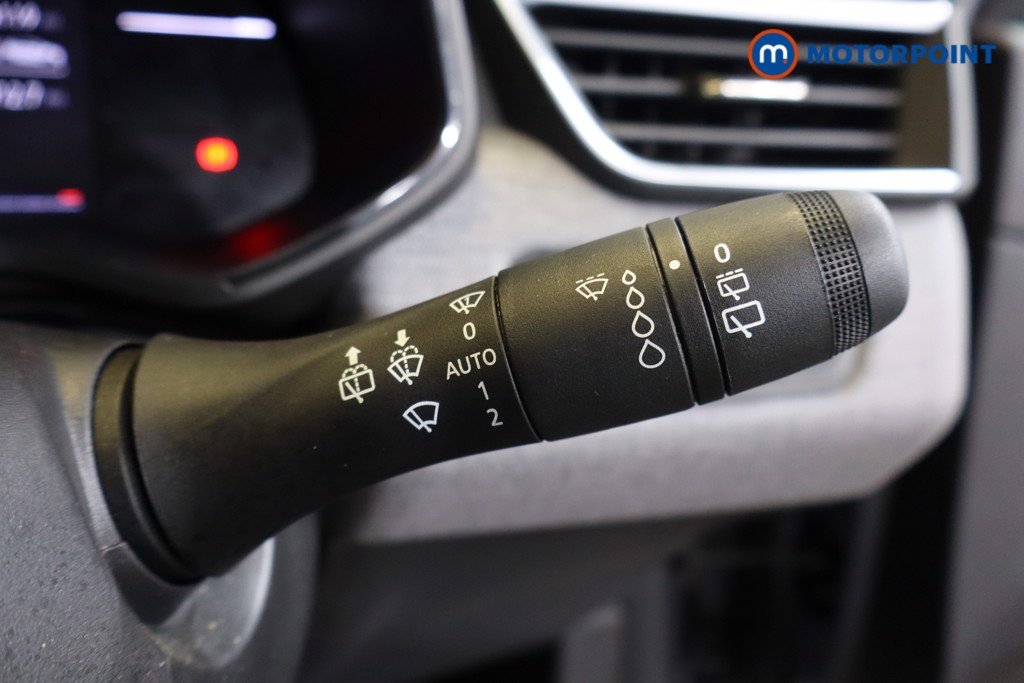 Renault Clio Evolution Manual Petrol Hatchback - Stock Number (1564970) - 15th supplementary image