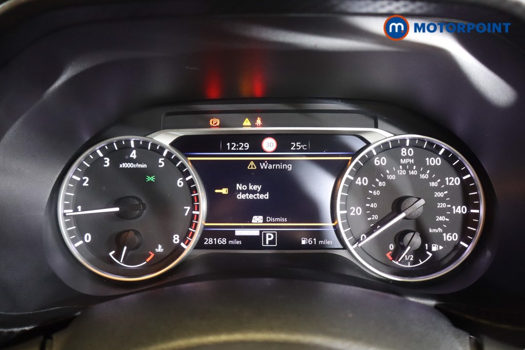 Nissan Juke N-Connecta Automatic Petrol SUV - Stock Number (1564985) - 2nd supplementary image