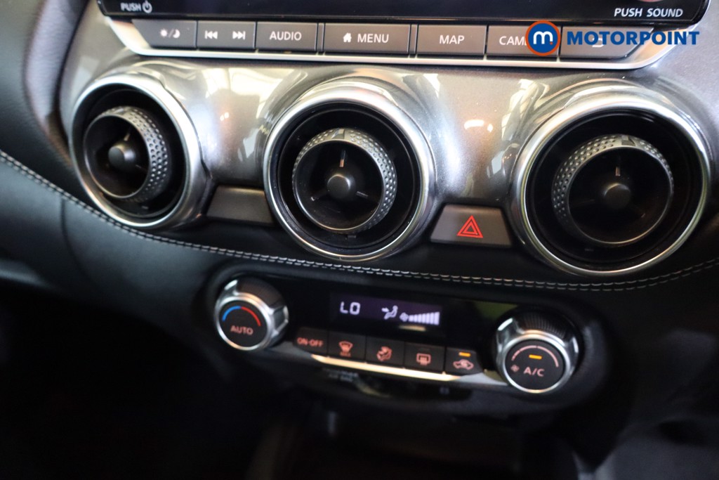 Nissan Juke N-Connecta Automatic Petrol SUV - Stock Number (1564985) - 11th supplementary image