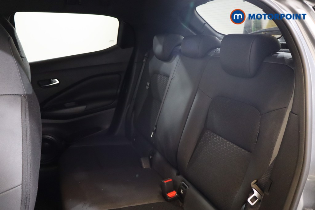 Nissan Juke N-Connecta Automatic Petrol SUV - Stock Number (1564985) - 20th supplementary image