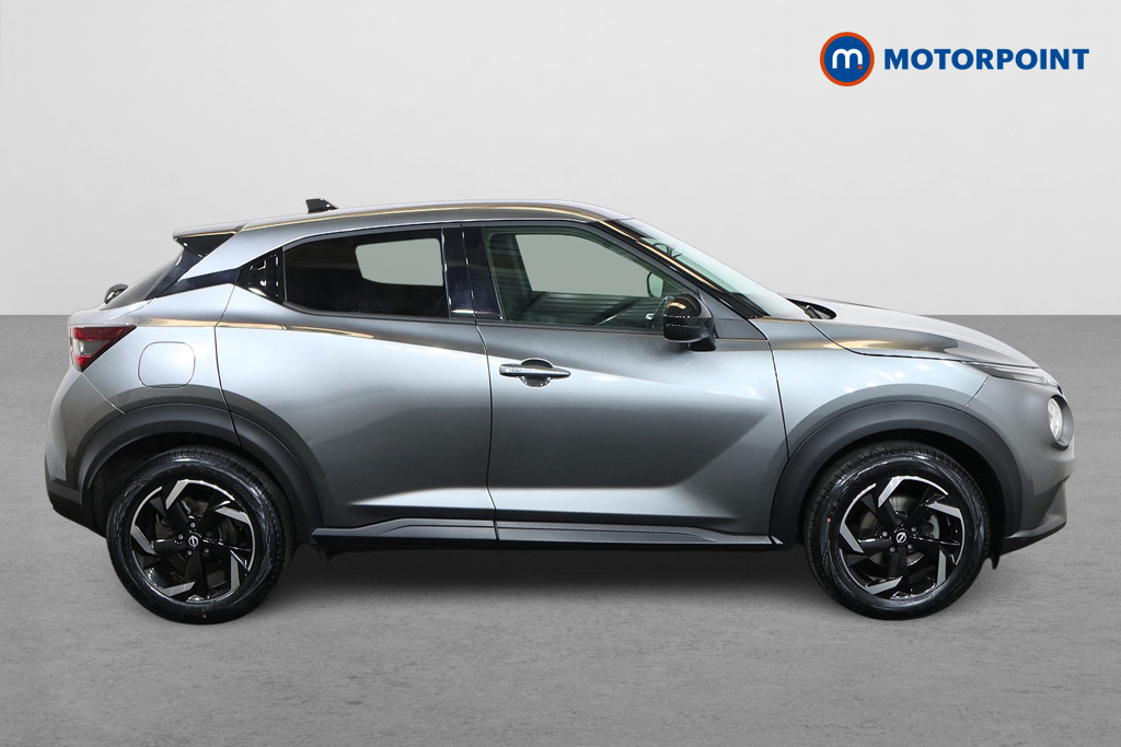 Nissan Juke N-Connecta Automatic Petrol SUV - Stock Number (1564985) - Drivers side