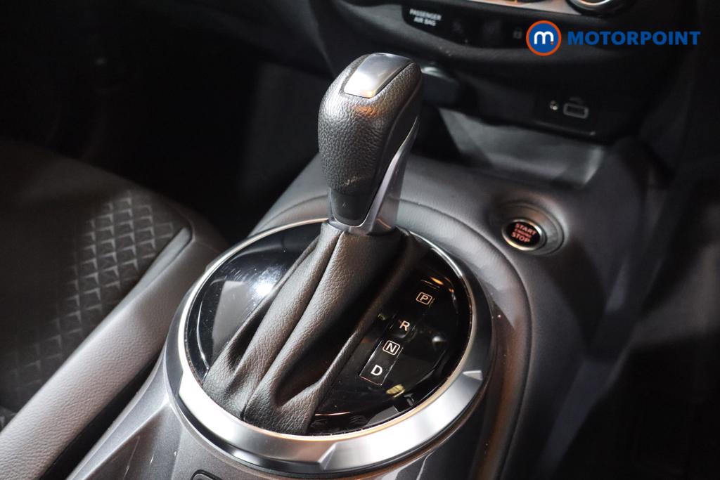 Nissan Juke N-Connecta Automatic Petrol SUV - Stock Number (1565007) - 12th supplementary image