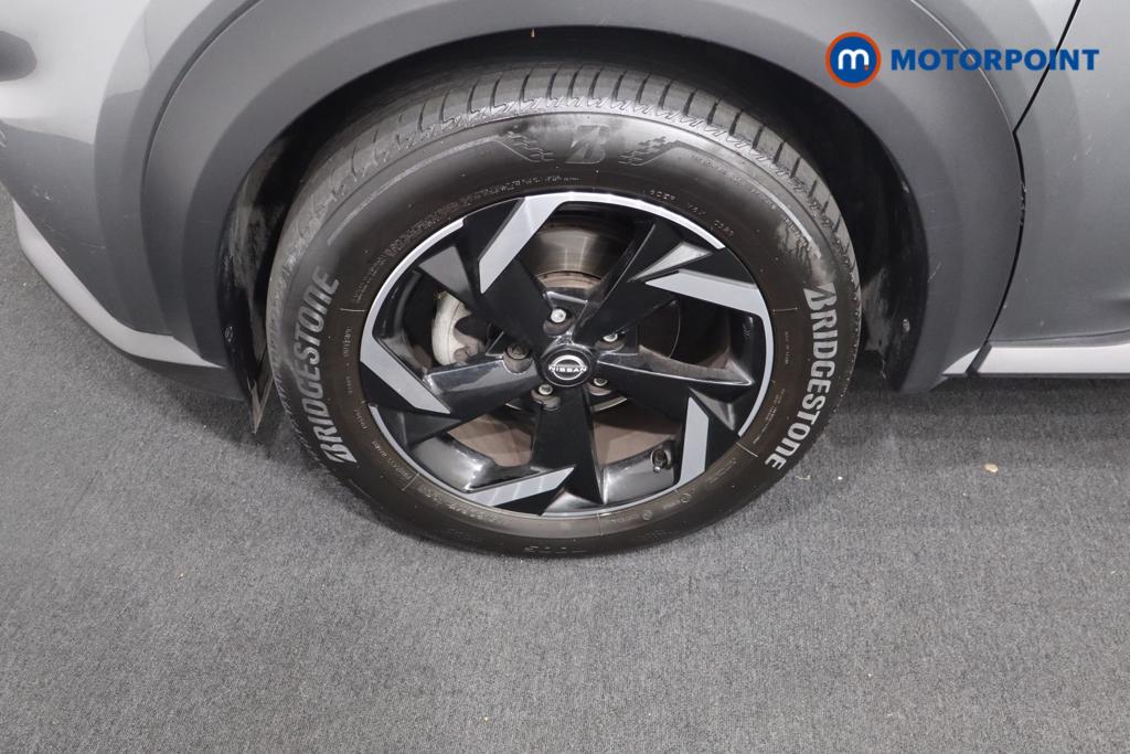 Nissan Juke N-Connecta Automatic Petrol SUV - Stock Number (1565007) - 21st supplementary image
