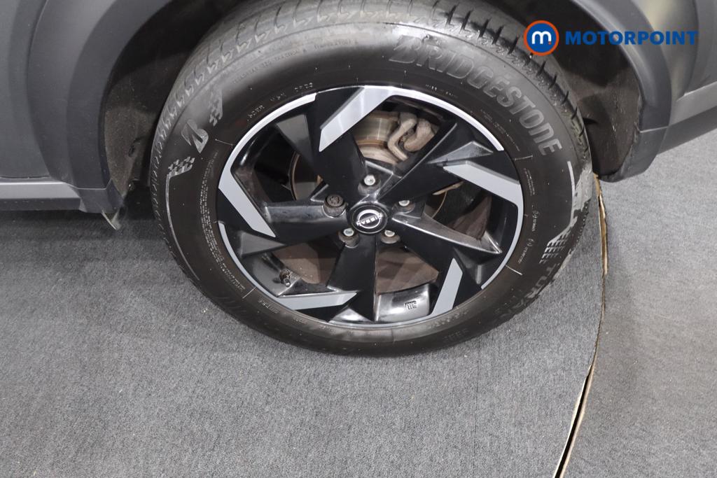 Nissan Juke N-Connecta Automatic Petrol SUV - Stock Number (1565007) - 23rd supplementary image
