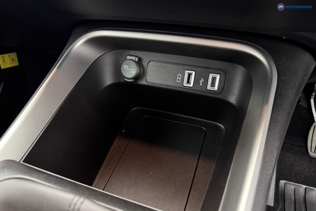 Jeep Avenger Altitude Manual Petrol SUV - Stock Number (1565140) - 16th supplementary image