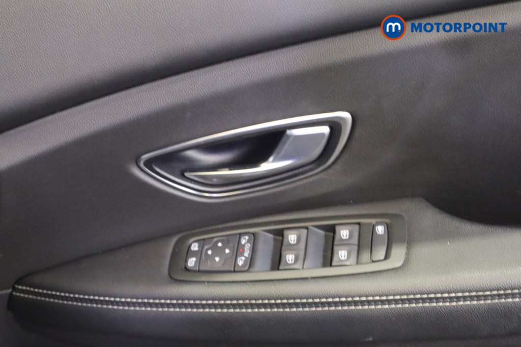 Renault Scenic Iconic Manual Petrol People Carrier - Stock Number (1565594) - 14th supplementary image