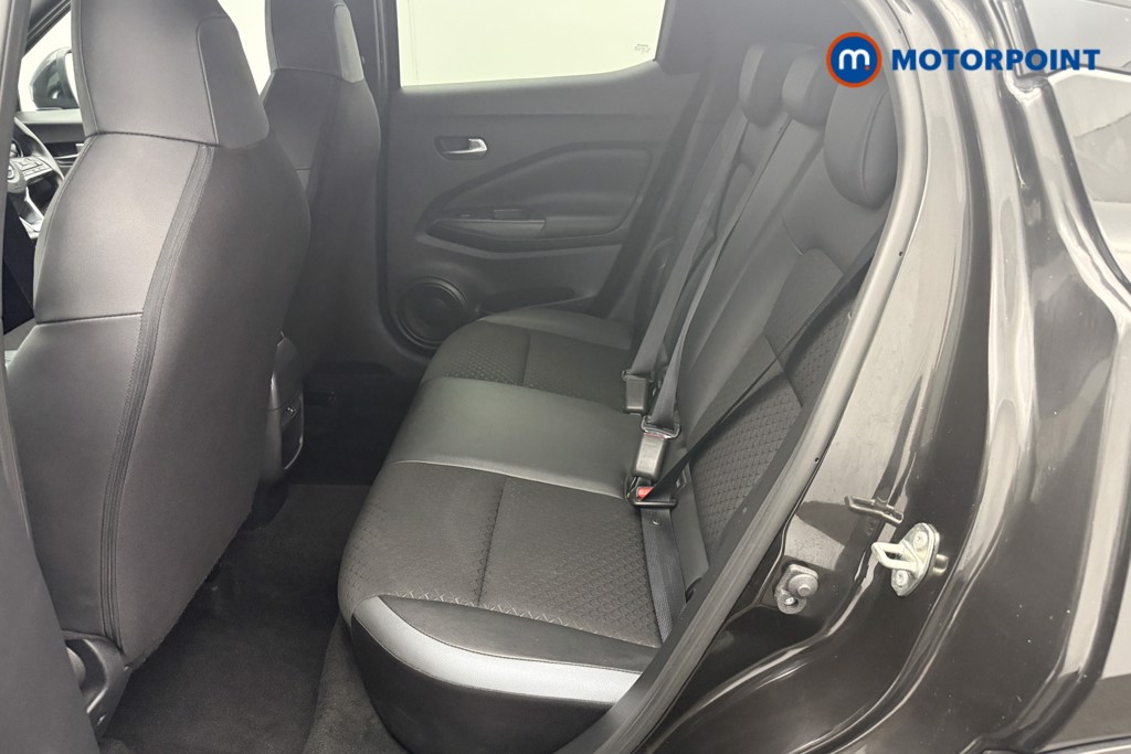 Nissan Juke N-Connecta Manual Petrol SUV - Stock Number (1566110) - 2nd supplementary image
