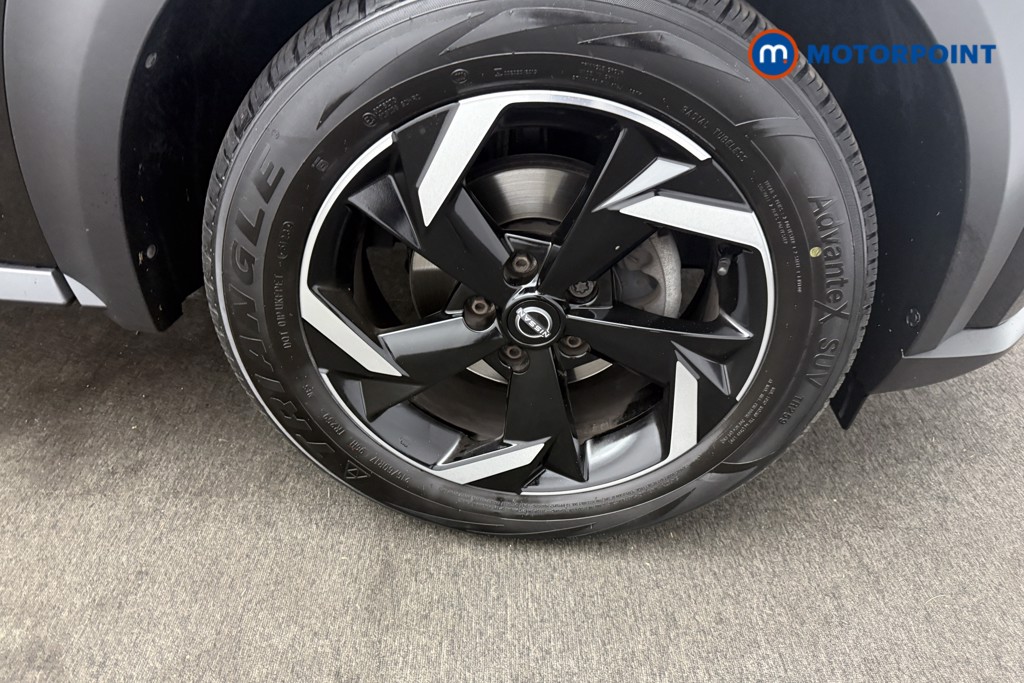 Nissan Juke N-Connecta Manual Petrol SUV - Stock Number (1566110) - 18th supplementary image