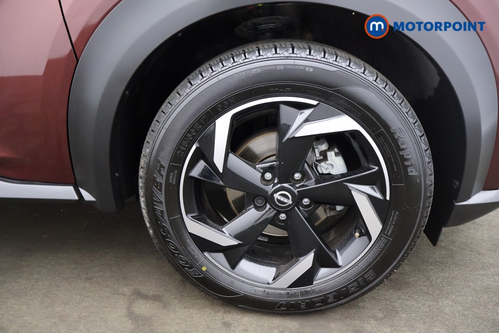 Nissan Juke N-Connecta Manual Petrol SUV - Stock Number (1566134) - 13th supplementary image