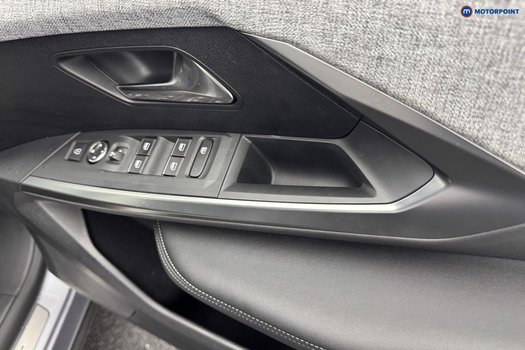 Peugeot 5008 GT Automatic Electric SUV - Stock Number (1566171) - 24th supplementary image