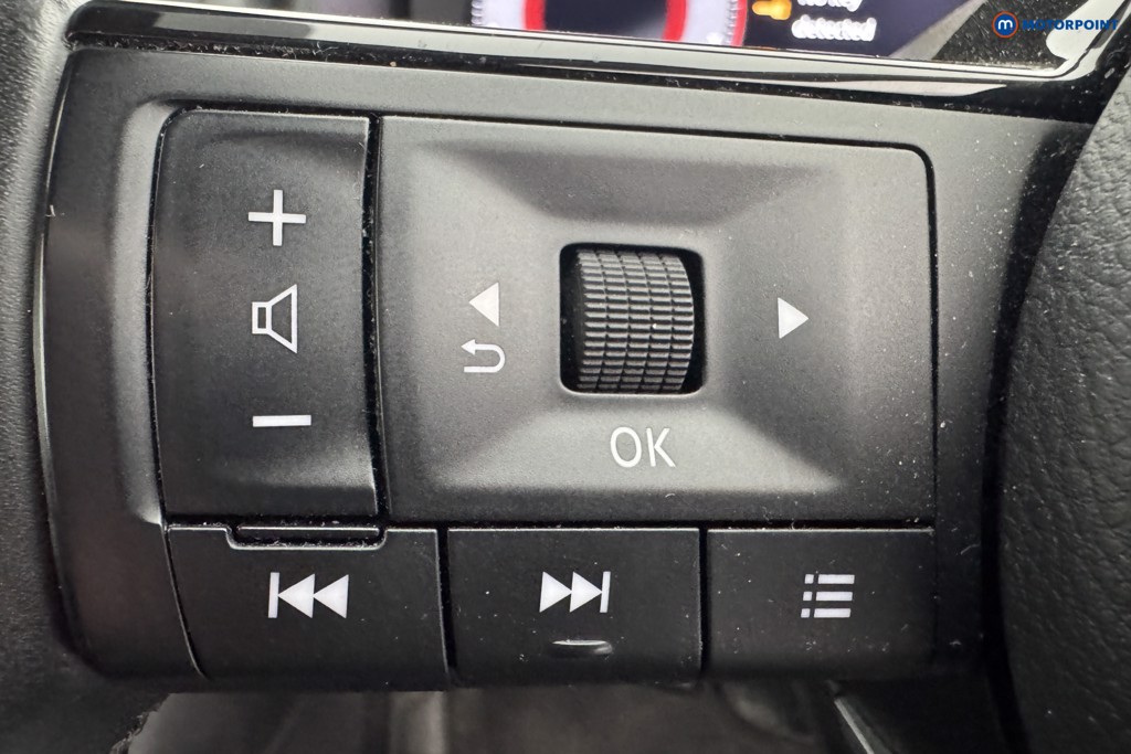 Nissan Qashqai N-Connecta Manual Petrol SUV - Stock Number (1566410) - 16th supplementary image
