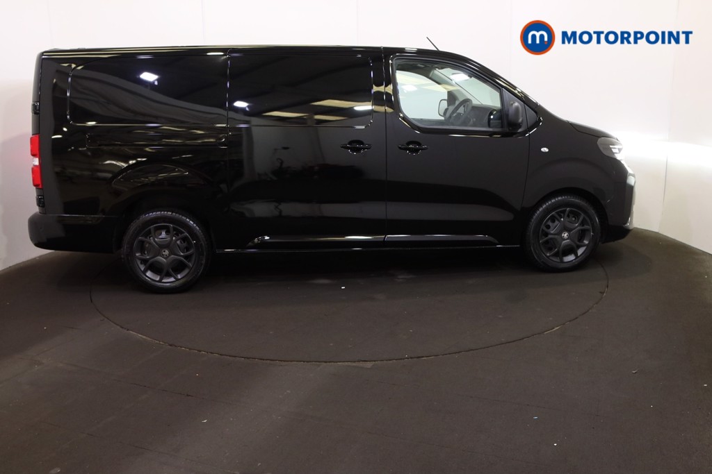 Vauxhall Vivaro PRO Manual Diesel Panel Van - Stock Number (1567172) - Drivers side