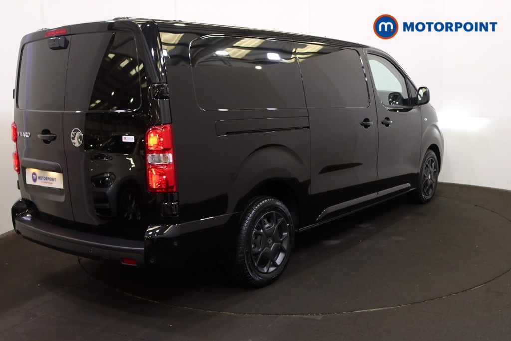 Vauxhall Vivaro PRO Manual Diesel Panel Van - Stock Number (1567172) - Drivers side rear corner