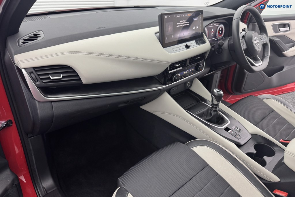 Nissan Qashqai Tekna Manual Petrol SUV - Stock Number (1567400) - 8th supplementary image