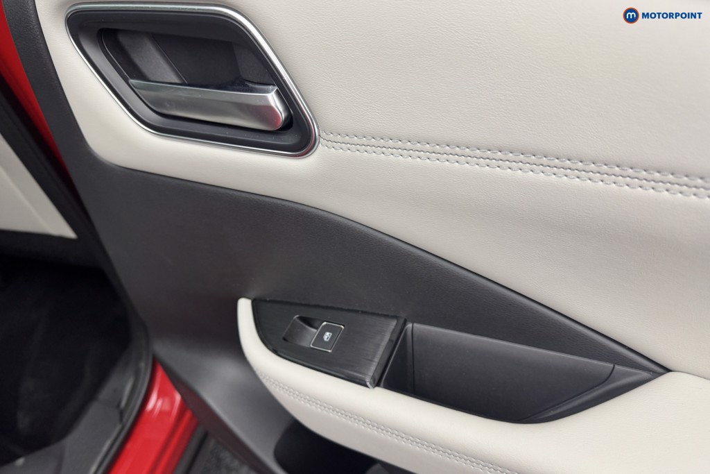 Nissan Qashqai Tekna Manual Petrol SUV - Stock Number (1567400) - 27th supplementary image