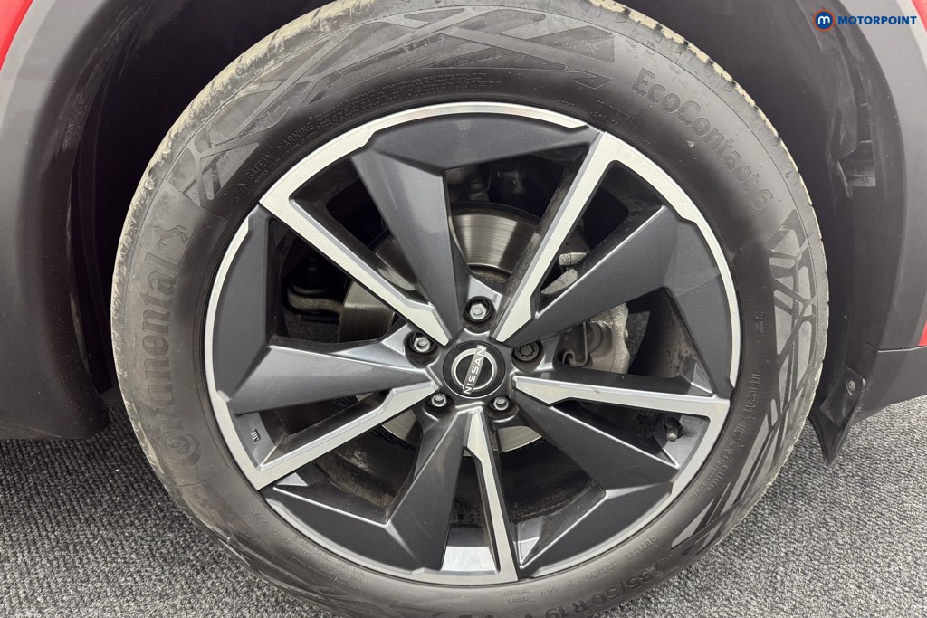 Nissan Qashqai Tekna Manual Petrol SUV - Stock Number (1567400) - 35th supplementary image