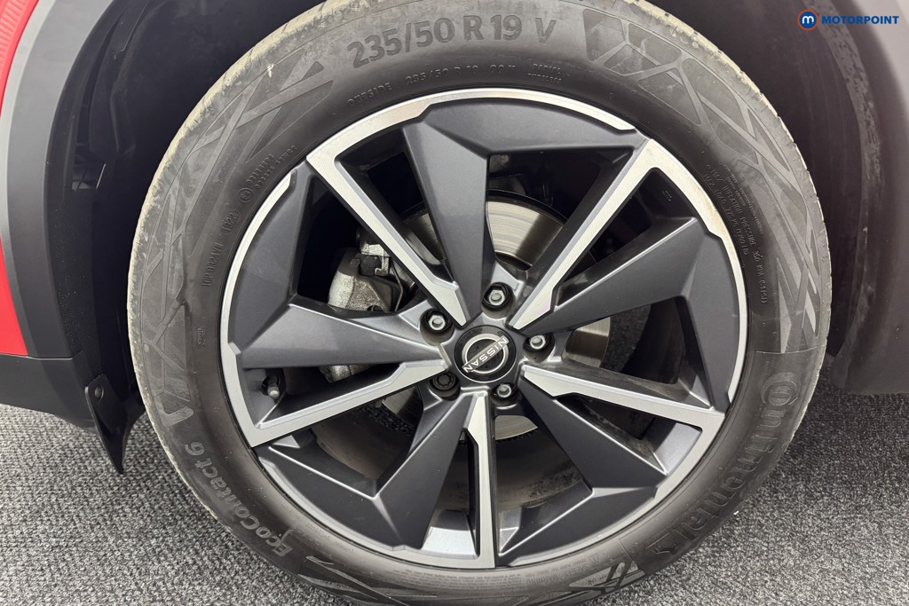 Nissan Qashqai Tekna Manual Petrol SUV - Stock Number (1567400) - 36th supplementary image