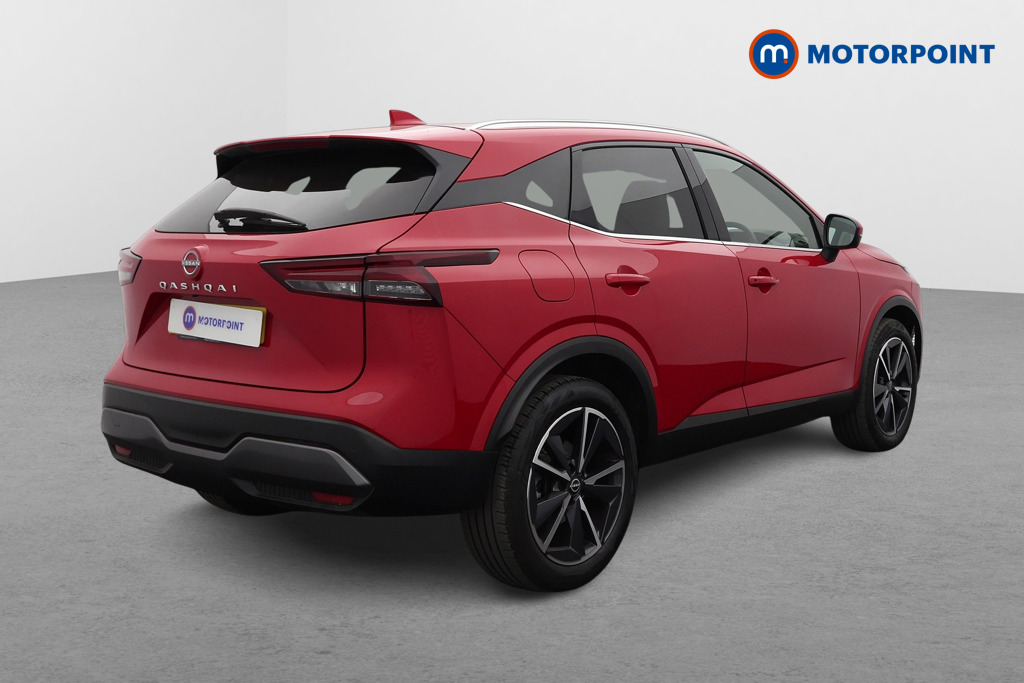Nissan Qashqai Tekna Manual Petrol SUV - Stock Number (1567400) - Drivers side rear corner