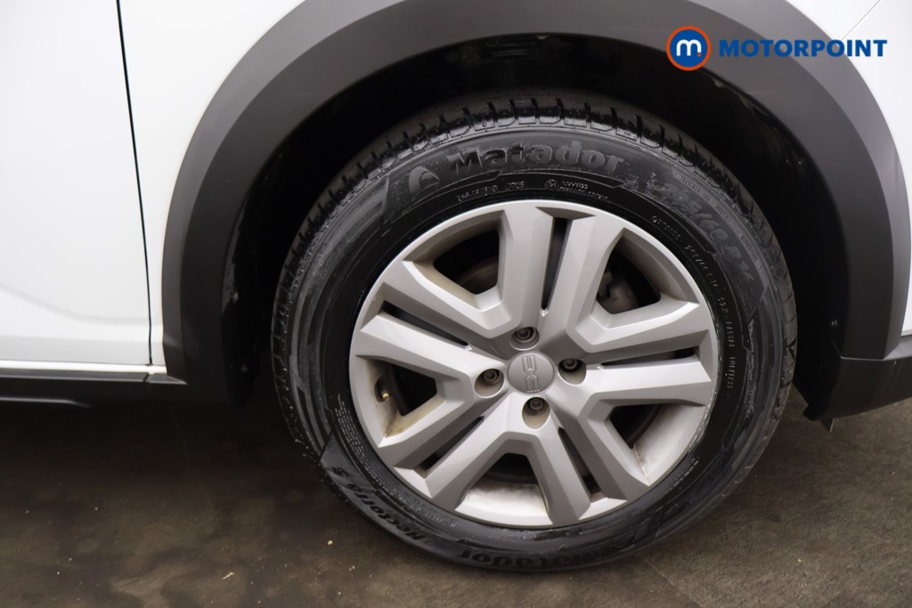 Dacia Sandero Stepway Essential Manual Petrol Hatchback - Stock Number (1567468) - 13th supplementary image