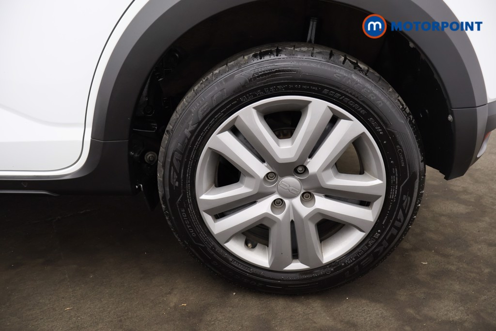 Dacia Sandero Stepway Essential Manual Petrol Hatchback - Stock Number (1567468) - 15th supplementary image