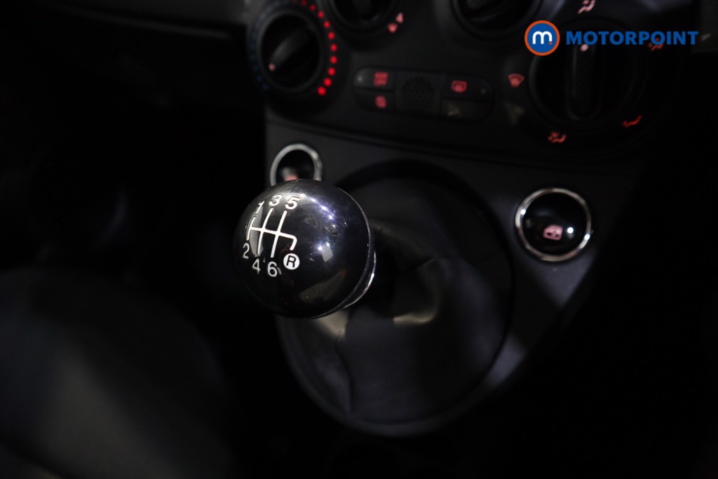 Fiat 500 1.0 Mild Hybrid 3Dr Manual Petrol-Electric Hybrid Hatchback - Stock Number (1567520) - 8th supplementary image