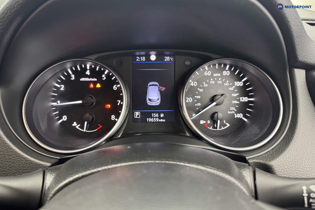 Nissan Qashqai Acenta Premium Automatic Petrol SUV - Stock Number (1567579) - 9th supplementary image