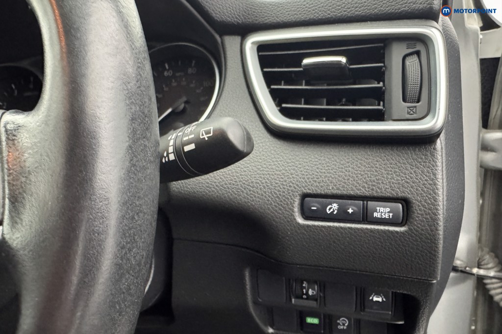 Nissan Qashqai Acenta Premium Automatic Petrol SUV - Stock Number (1567579) - 21st supplementary image