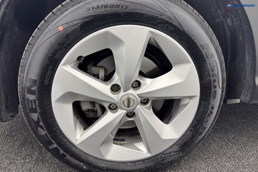 Nissan Qashqai Acenta Premium Automatic Petrol SUV - Stock Number (1567579) - 35th supplementary image