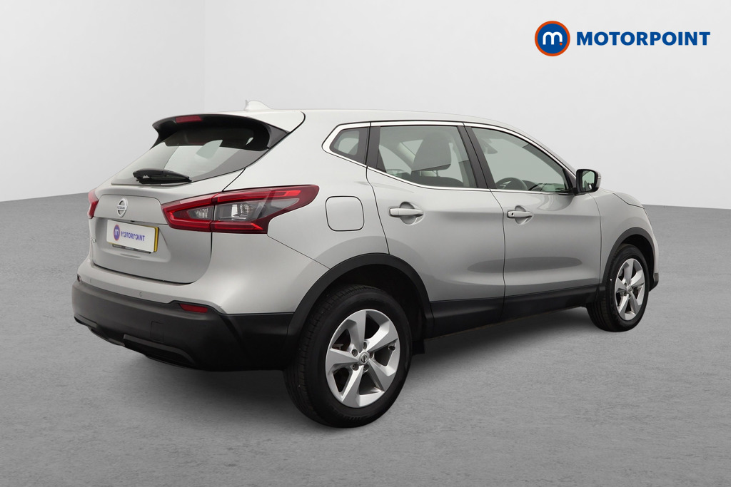 Nissan Qashqai Acenta Premium Automatic Petrol SUV - Stock Number (1567579) - Drivers side rear corner