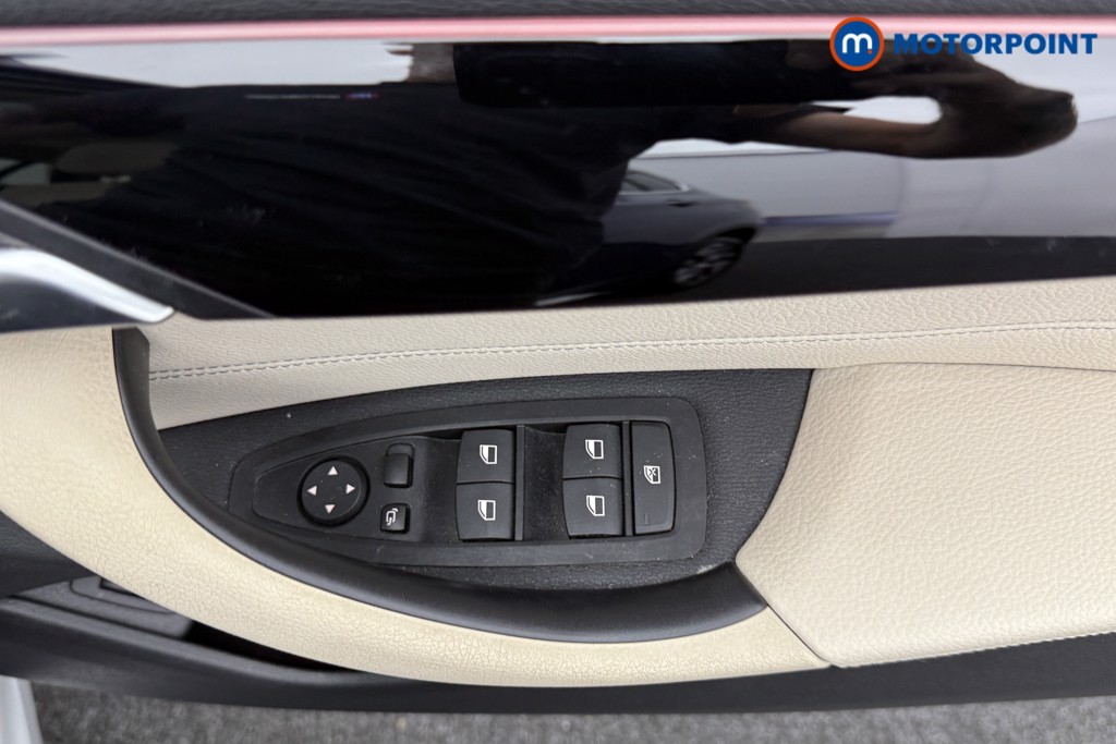 BMW X1 Xline Manual Diesel SUV - Stock Number (1567802) - 18th supplementary image