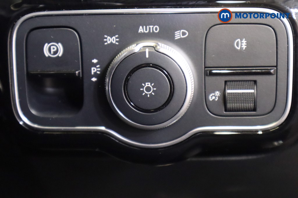 Mercedes-Benz CLA Amg Line Automatic Petrol Estate - Stock Number (1567858) - 16th supplementary image