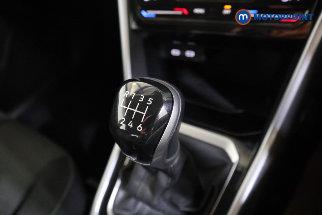 Volkswagen T-Roc Life Manual Petrol SUV - Stock Number (1568598) - 9th supplementary image