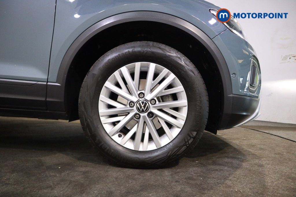 Volkswagen T-Roc Life Manual Petrol SUV - Stock Number (1568598) - 14th supplementary image
