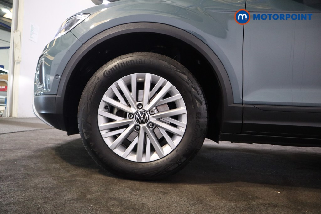 Volkswagen T-Roc Life Manual Petrol SUV - Stock Number (1568598) - 15th supplementary image